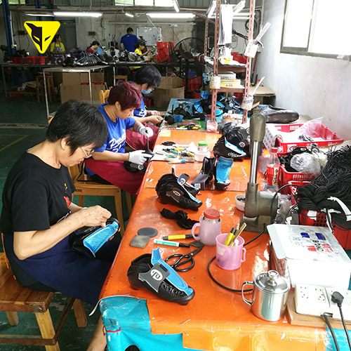 FOX brand quad roller skates factory for women-9